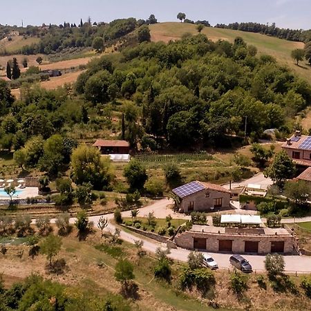 Fonte Chiara Villa Gubbio Bagian luar foto